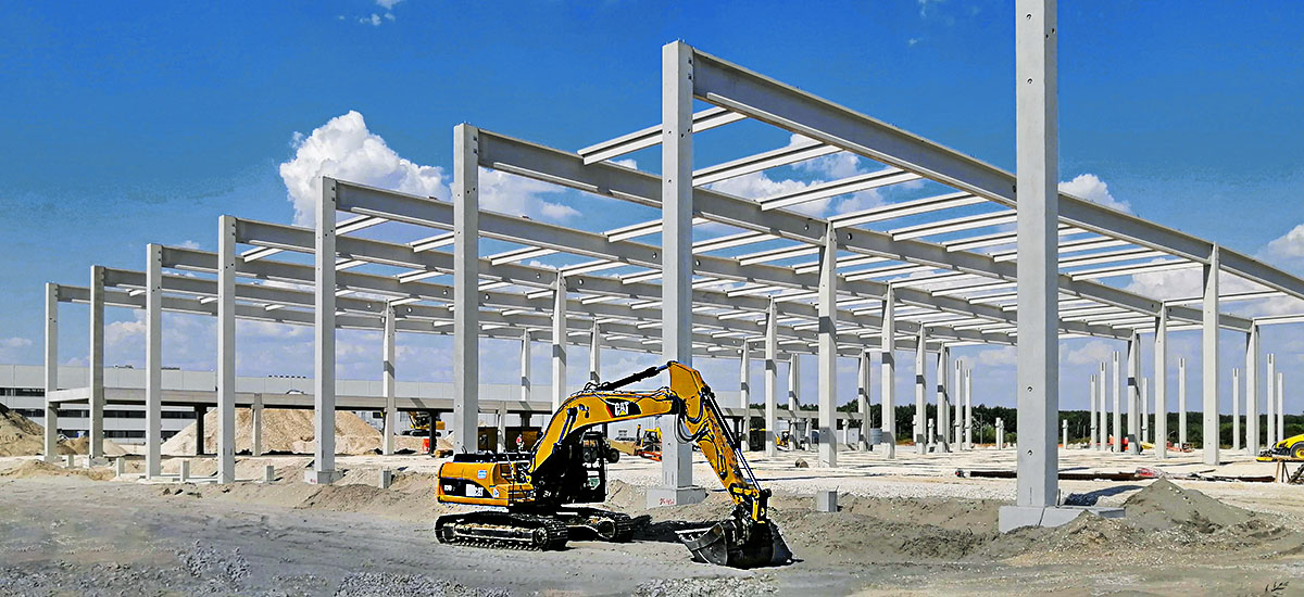 The construction site of the CTP Nidec Elesys factory in Novi Sad, with the assembled prefabricated concrete skeleton, illustrates the construction supervision of Oktopaz - banner